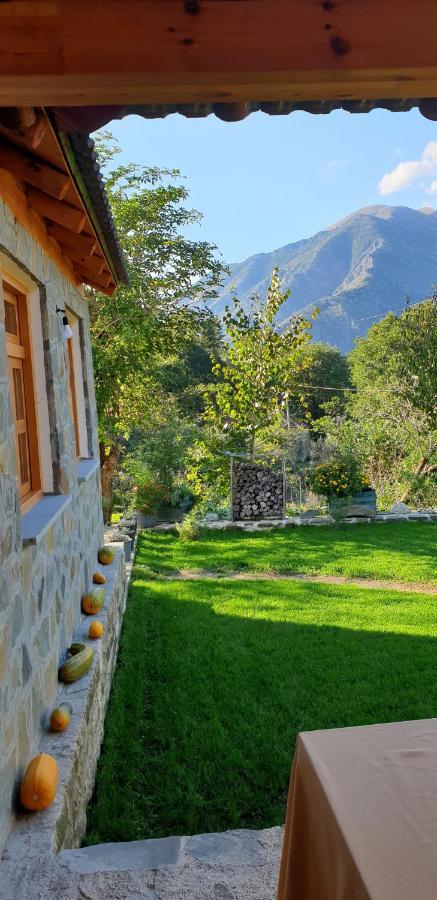 Bujtina Peshtan Guesthouse&camping *