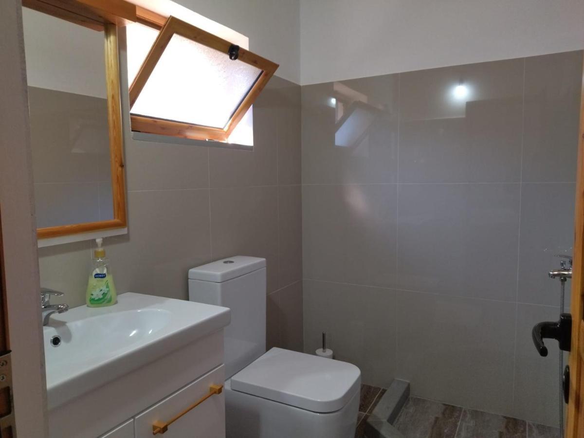 Bujtina Peshtan Guesthouse&camping Affittacamere *