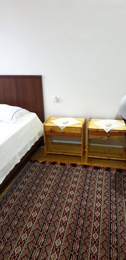 Bujtina Peshtan Guesthouse&camping